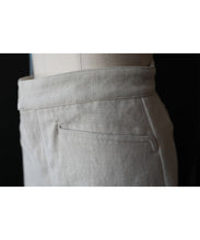 画像をギャラリービューアに読み込む, BUCKLE BACK TROUSERS