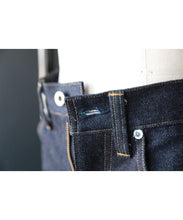 画像をギャラリービューアに読み込む, HIGH RISE SELVEDGE DENIM PANTS