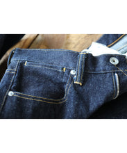 画像をギャラリービューアに読み込む, HIGH RISE SELVEDGE DENIM PANTS